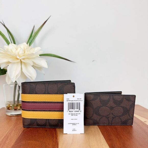NWT Coach 3 In 1 Wallet In Signature Canvas With Varsity Stripe - Picture 1 of 7